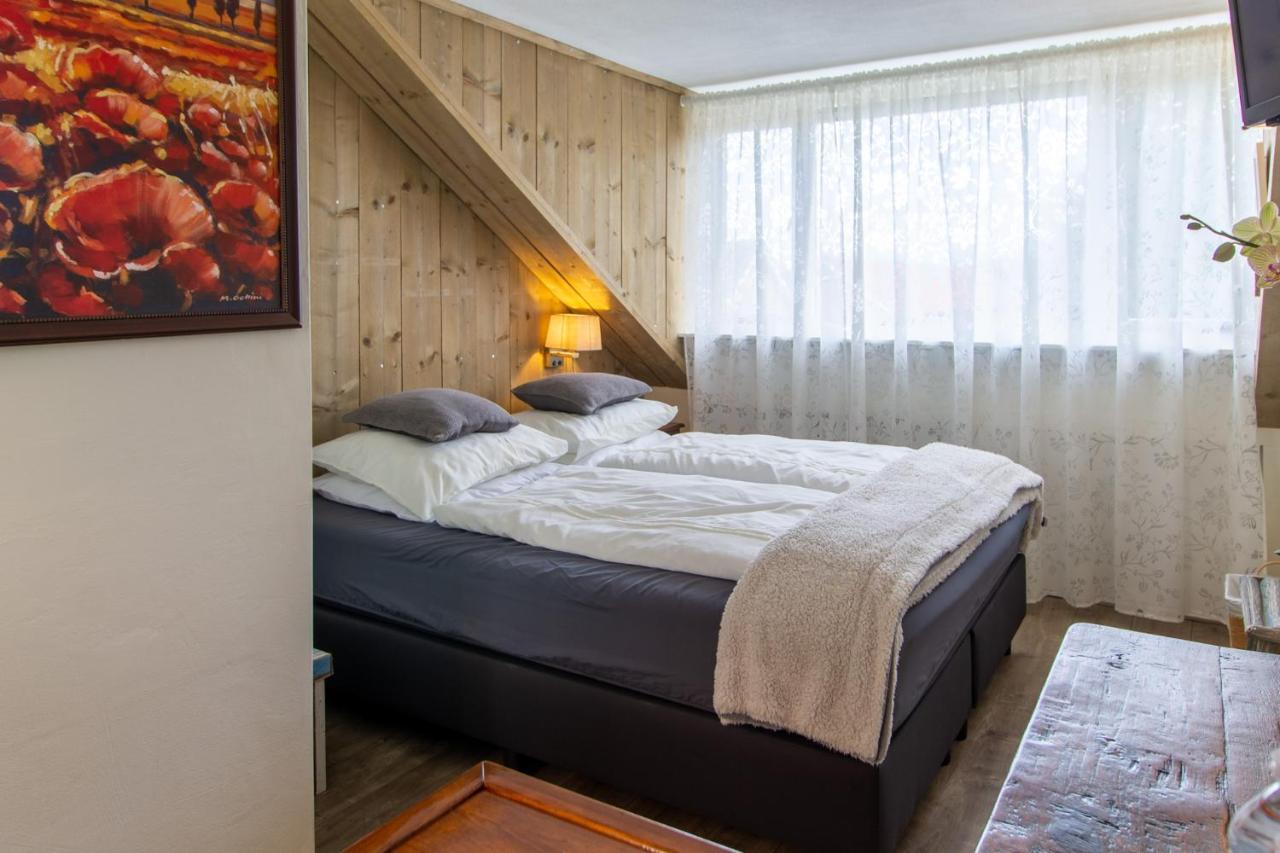 B&B Aan Het Park Eindhoven Ngoại thất bức ảnh